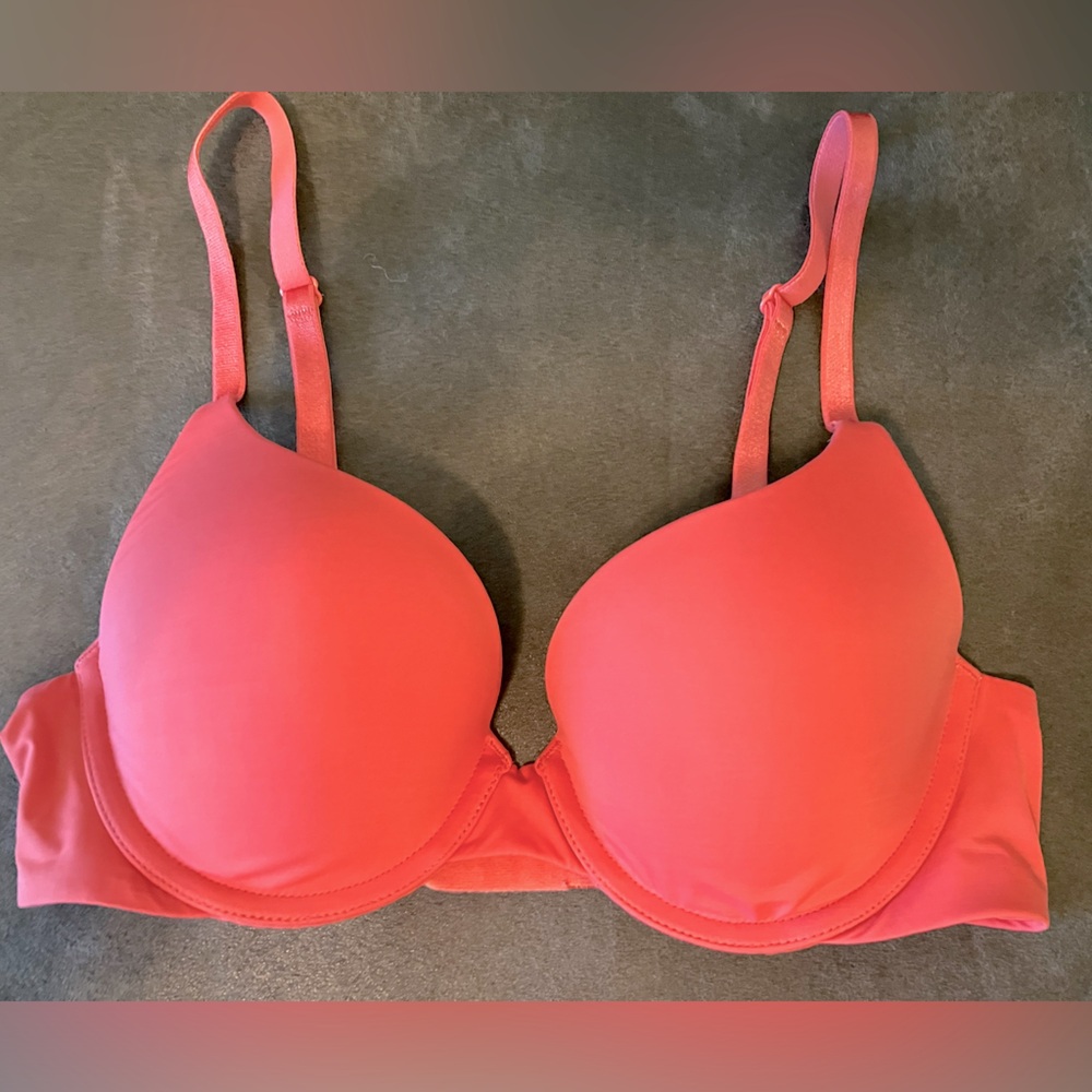 Victoria's Secret Body By Victoria Perfect Shape Bra, 32B